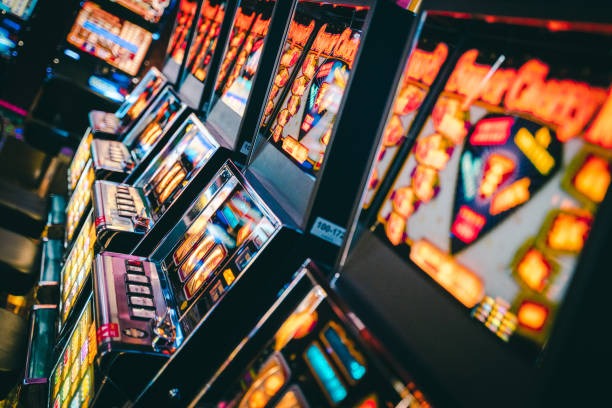 h5 svip9 mobile app showing live casino tables and sportsbook markets